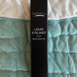 Liquid  Eyeliner by Aesthetica